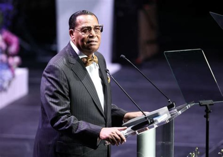 Controversial Minister Louis Farrakhan Speaks at St. Sabina Chicago