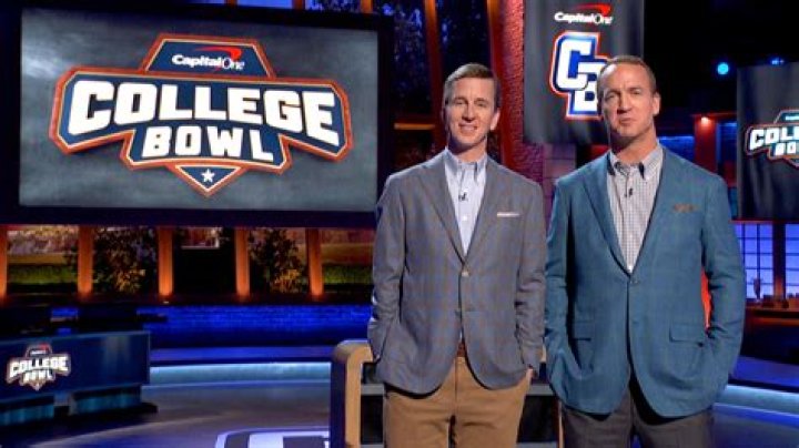 Cooper Manning Capital One College Bowl Sideline Reporter