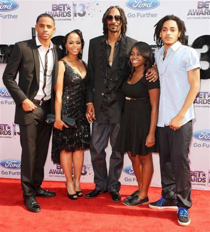 Cordell Broadus Bio, Family, Career, Girlfriend, Net Worth
