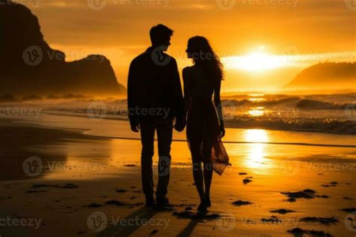 Couple's Happiness, Gscteen