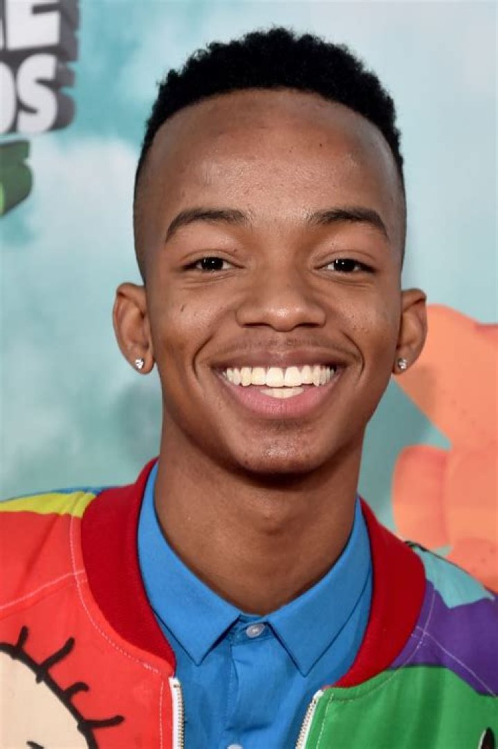 Coy Stewart; 19 anos (1998) Coy stewart, American actors, Nickelodeon