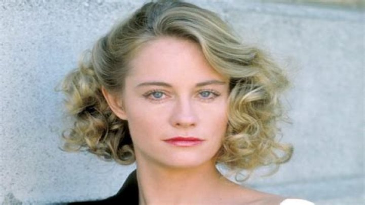 Cybill Shepherd Net Worth, Bio, Height, Family, Age, Weight, Wiki 2024