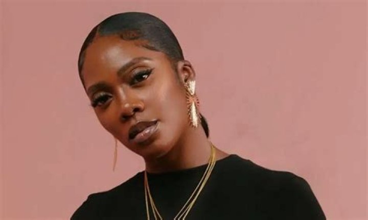 D. Savage Age, Net Worth, Height, Girlfriend, Family, Biography, Wiki