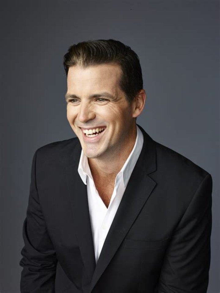 Damon Bayles Bio, Career, Salary and Net Worth, Body Measurements