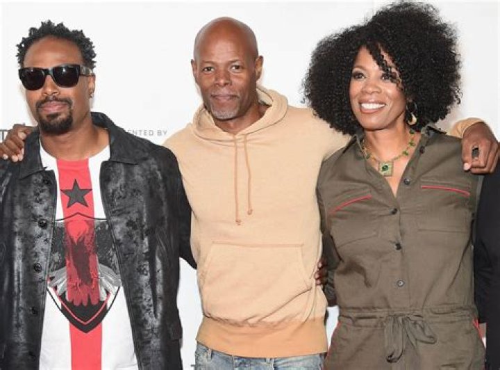 Damon Wayans Biography, Height & Life Story Super Stars Bio