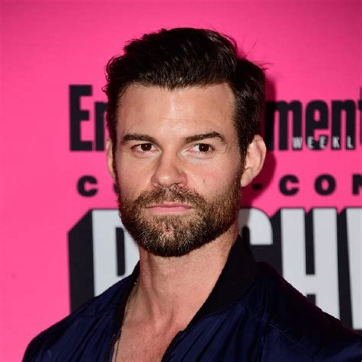 Daniel Gillies Let Worth, Age, Height & Wiki
