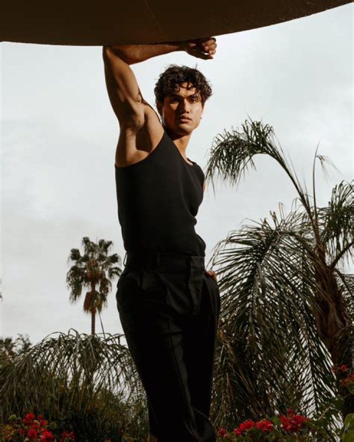 Darren Replaces Charles Melton In ‘Love Hard’ With Nina Dobrev