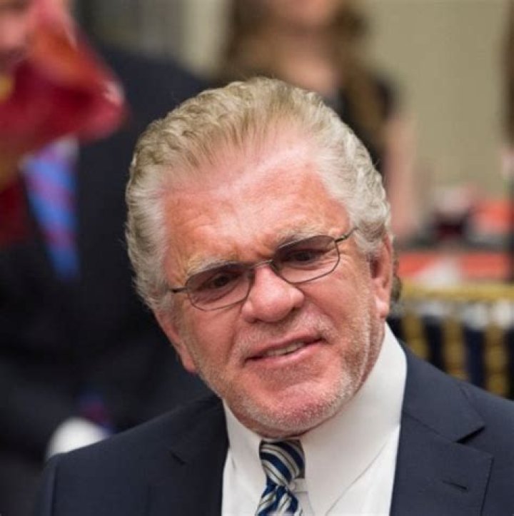 DARWIN DEASON Entrepreneur, Philanthropist, and a Global Leader