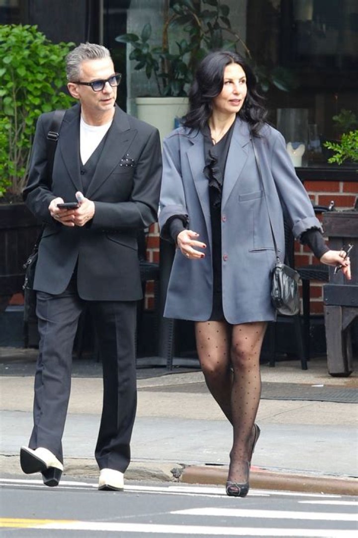 Dave Gahan and his wife, NY May 2018 Dave gahan, Dave gahan wife