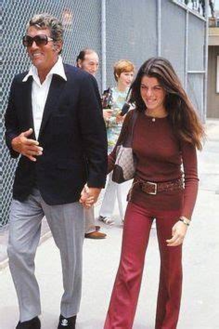Dean and daughter Gail Martin Dean martin, Classic hollywood, Old