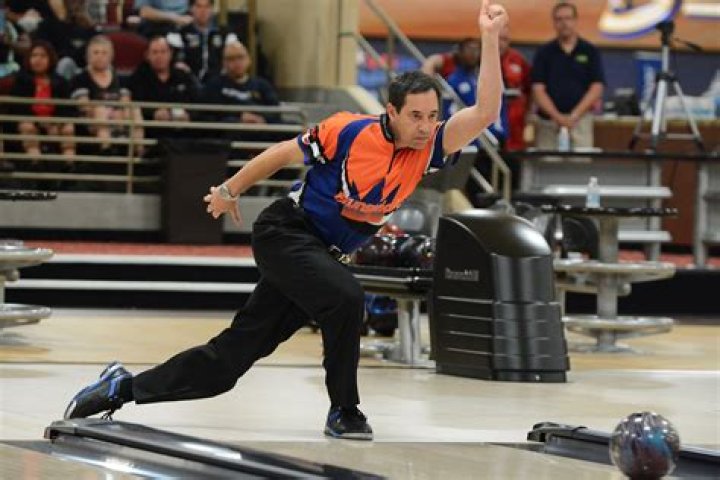 Defending PBA World Champ Parker Bohn III goes for 300 at WSOB V YouTube