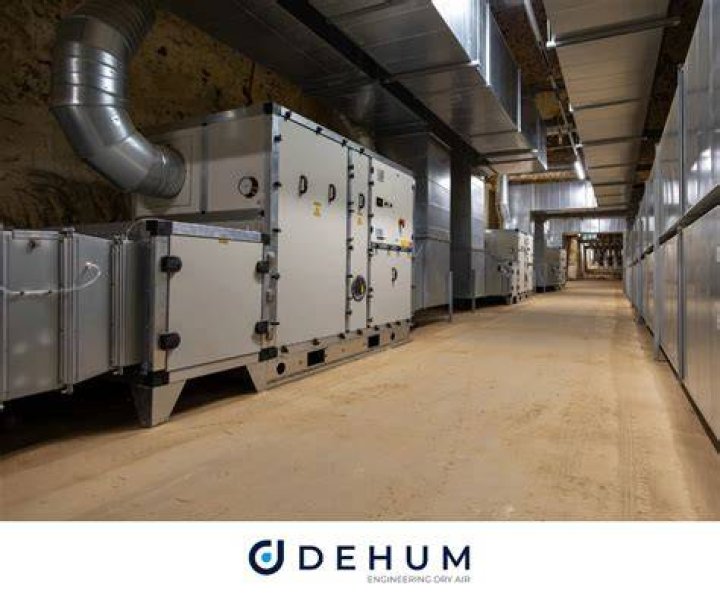 De-hum interface