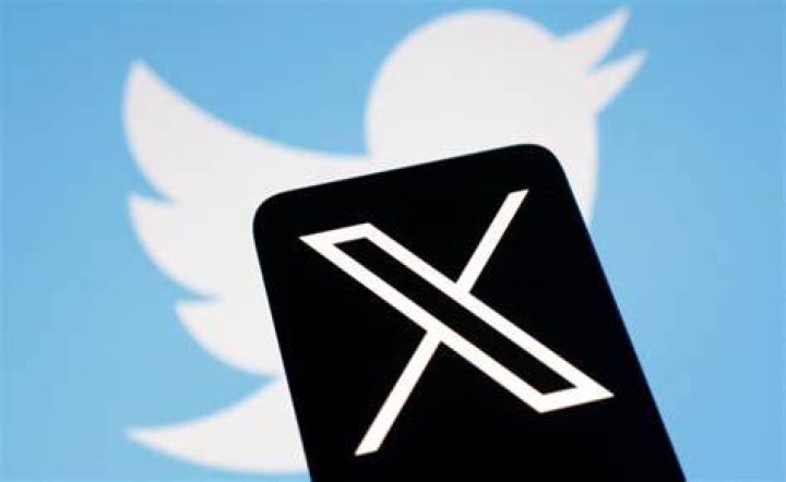 Derrière le compte Twitter qui dézinguait les candidats à Paris, un