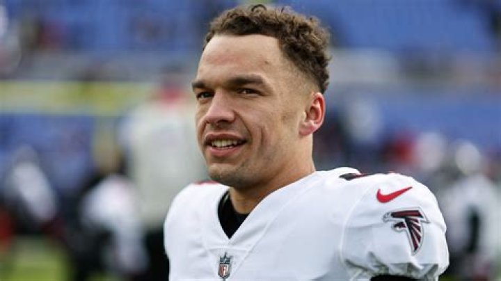 Desmond Ridder's Bio, age, weight, family, position, draft, college
