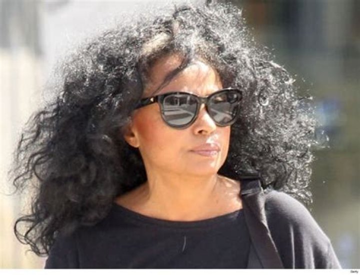 Diana Ross says she felt "violated" by TSA security check