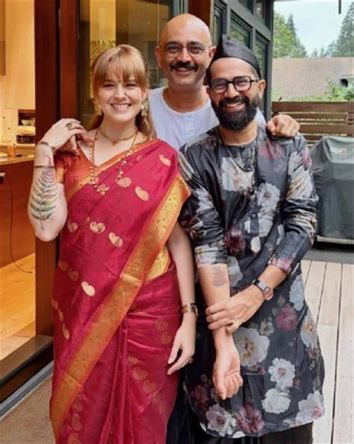 Discover Sarang Sathaye's Brother: Uncovering The Family Ties