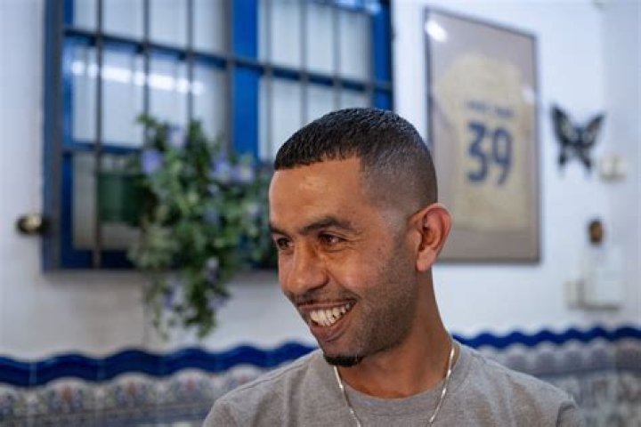 Discovering Mounir Nasraoui's Age And Personal Journey