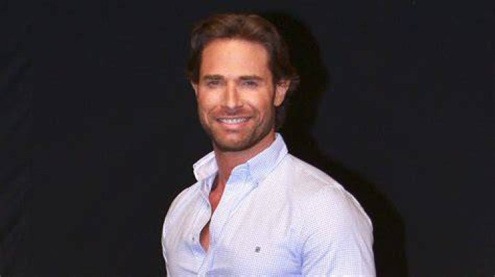 Discovering The True Height Of Sebastián Rulli