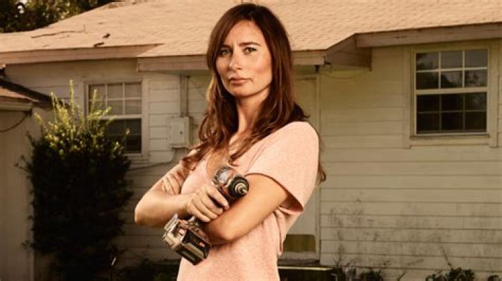 Dolmar Zombie House Flipping Cast A&E