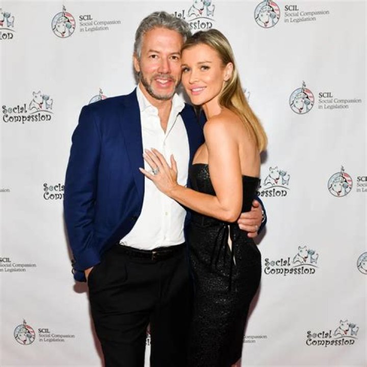 Douglas Nunes Net Worth 2023; age, wife & more details
