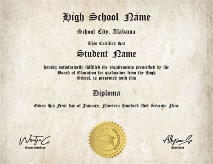 Drake dedicates high school diploma to his mother Entertainment