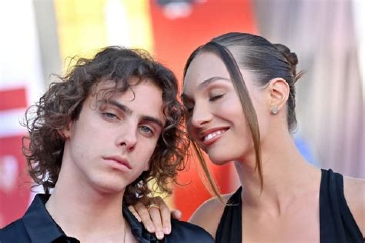 Eddie Benjamin Biography, Age, Height, Girlfriend, Net Worth