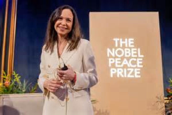 El ganador del Premio de la Academia Fisher Stevens lanza la productora