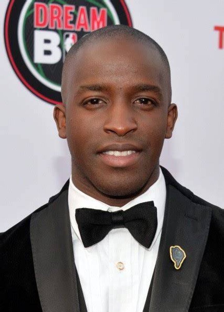 Elijah Kelley Net Worth October 2023, Salary, Age, Siblings, Bio