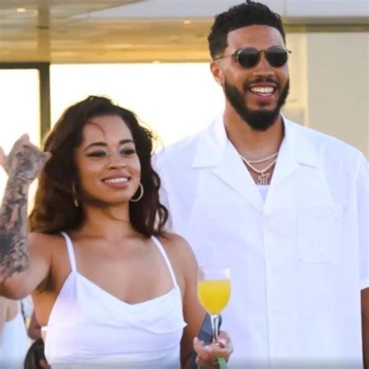 Ella Mai And Jayson Tatum Spark Dating Rumors (Video Clip) BET AWARDS