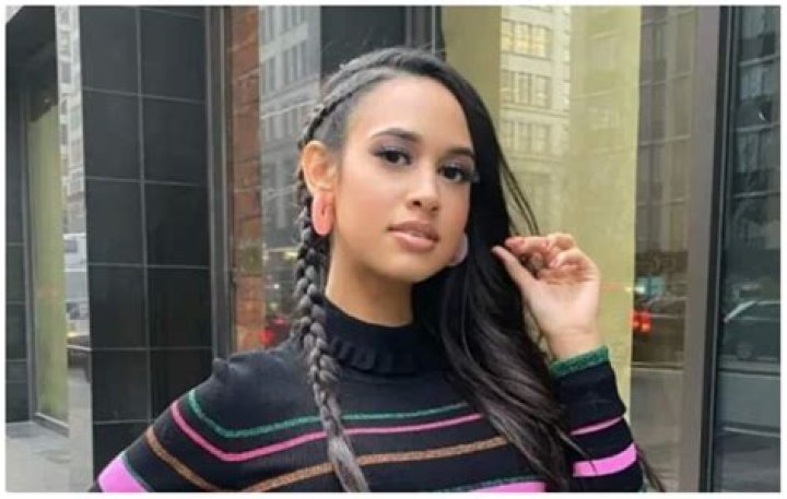 Emily Tosta ethnicity, age, biography, net worth, movies and TV shows