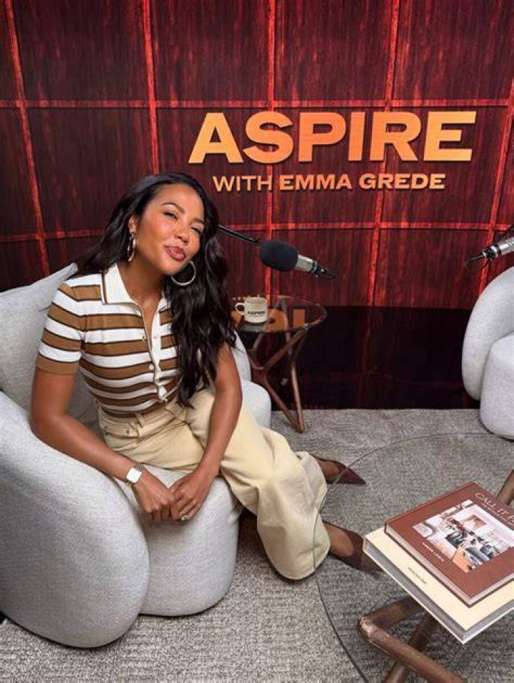 Emma Grede's Stunning Feet: A Closer Look