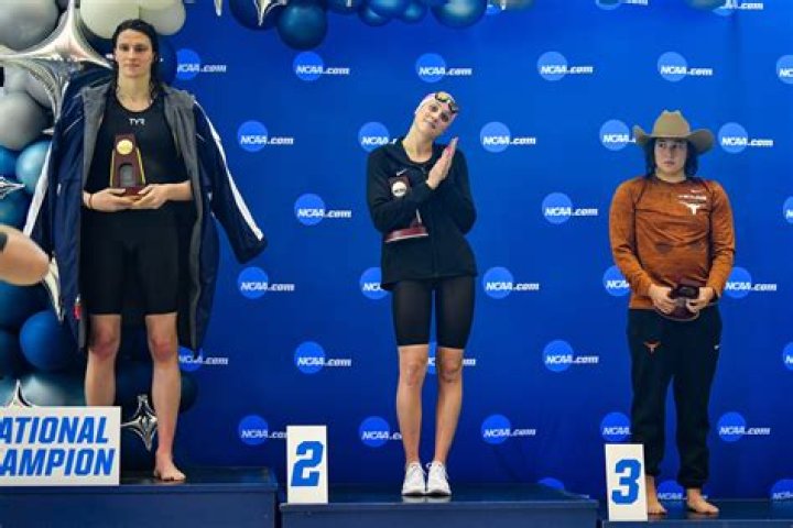 Emma Weyant Transferring to University of Florida