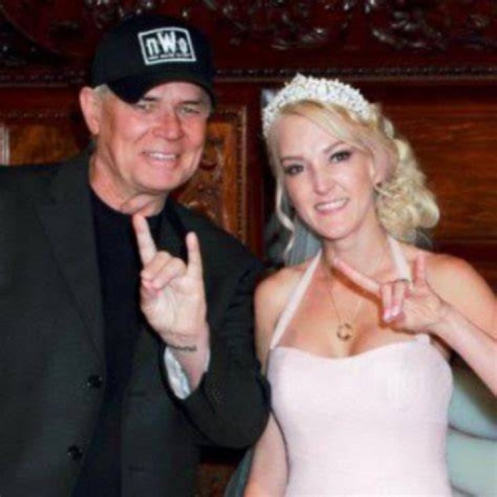 Eric Bischoff walked a woman down the aisle at her wedding in place of