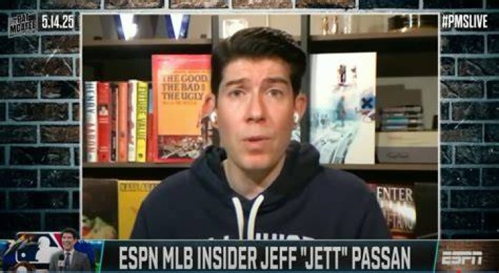 ESPN Baseball Columnist Jeff Passan Has A Beautiful Wife Sara Rieke: How Rich Are The Power Couple?