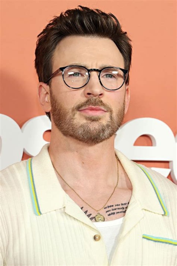 Evan Mock Age, Height, Wikipedia, Girlfriend, Net Worth