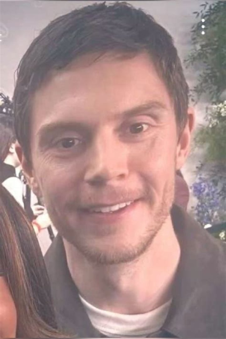 evan peters Evan peters, Evan, Peter