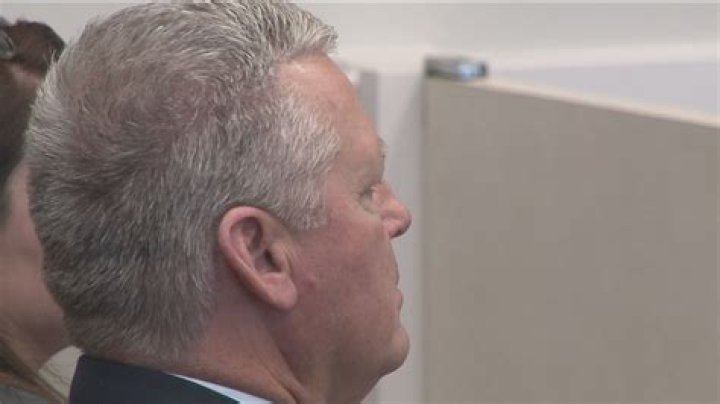 ExAbramoff associate pleads guilty to fraud