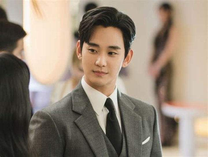 Exciting News: Kim Soohyun’s Agency Confirms Collaboration With Kim Jiwon