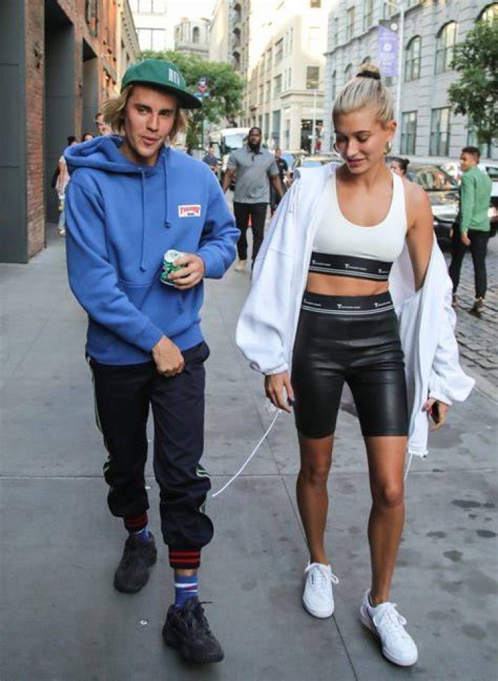 Exploring Hailey Bieber Height And Weight