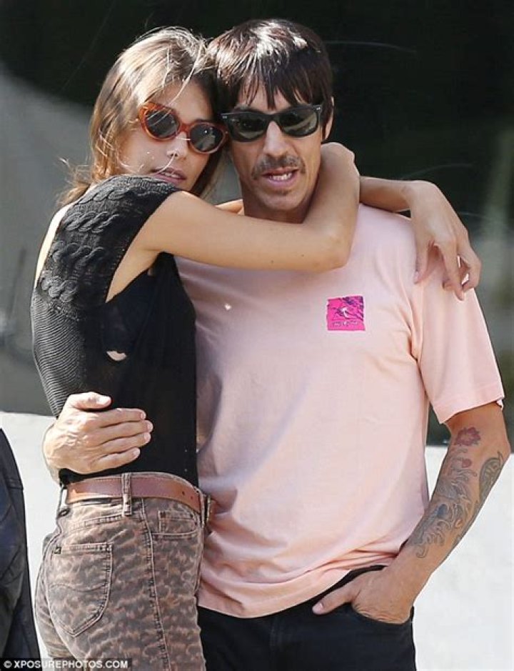 Exploring The Life And Relationship Of Anthony Kiedis With His 19-Year-Old Girlfriend