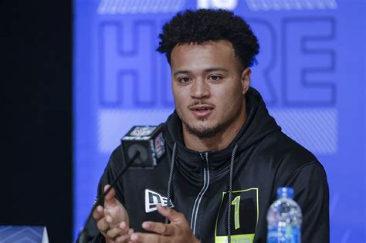 Falcons rookie Tyler Allgeier is first BYU RB with 1,000 rushing yards