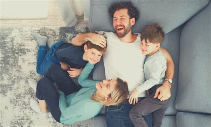 Family-oriented, Gscone
