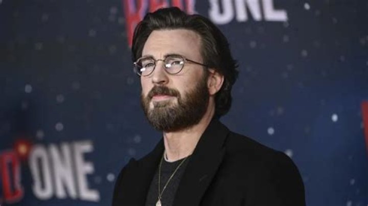 Famous Debo 【Biography】Age, Net Worth, Height, In Relation
