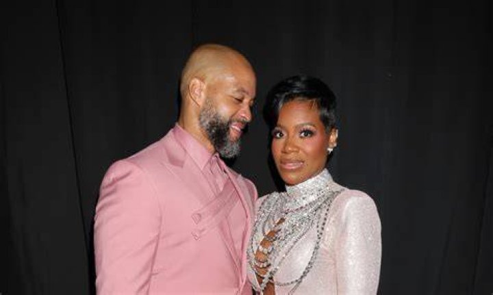 Fantasia Barrino & Husband Kendall Taylor Show PDA as They Kiss in