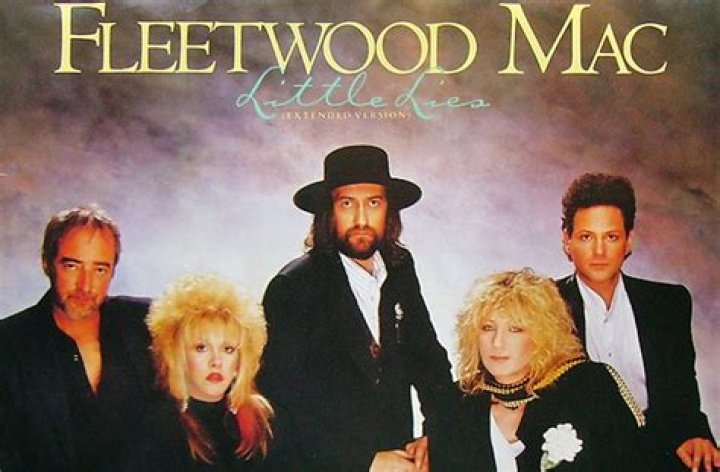 Fleetwood Mac's Lindsey Buckingham splits from wife Kristen Messner