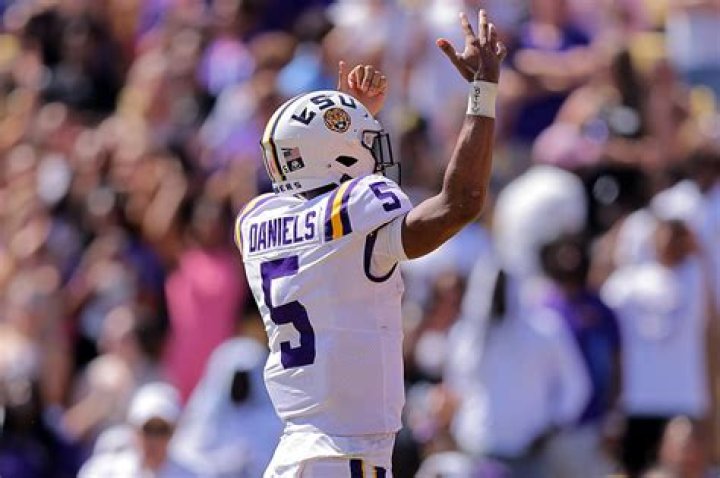 For LSU QB Jayden Daniels, it&rsquo;s about progressing as a passer while remaining dynamic BVM Sports