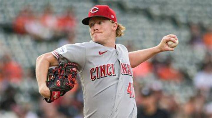Former Wahoo Andrew Abbott Continues Blazing Start to MLB Career
