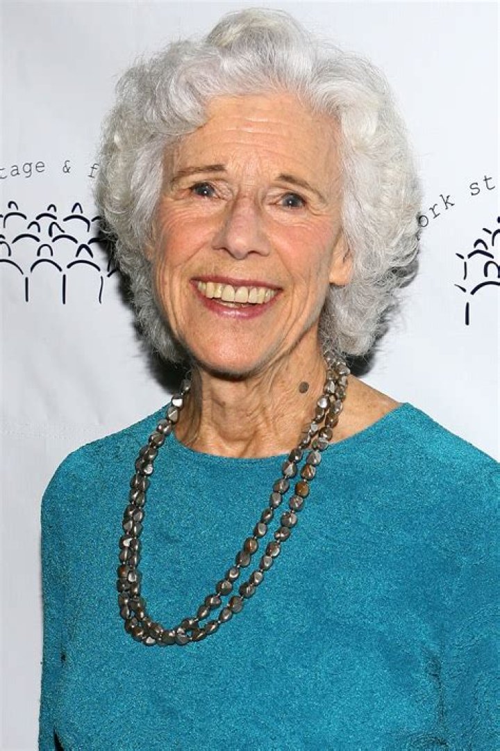 Frances Sternhagen Net Worth How Much Is She Worth?