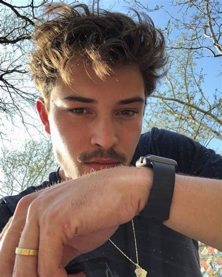 Francisco Lachowski on Instagram "badhombres lol 💀👹 imwithher