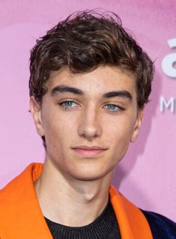 Gavin Casalegno AdoroCinema